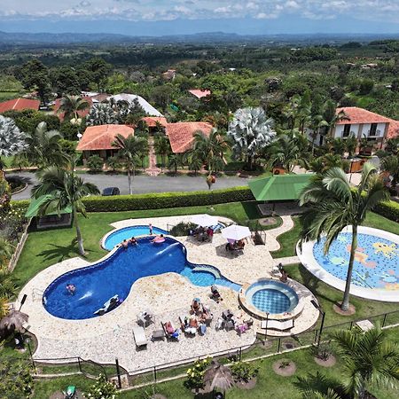 La Victoria Hotel Campestre Quimbaya Exteriör bild