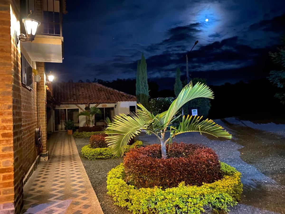 La Victoria Hotel Campestre Quimbaya Exteriör bild