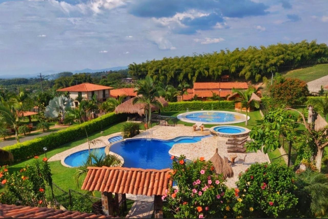 La Victoria Hotel Campestre Quimbaya Exteriör bild